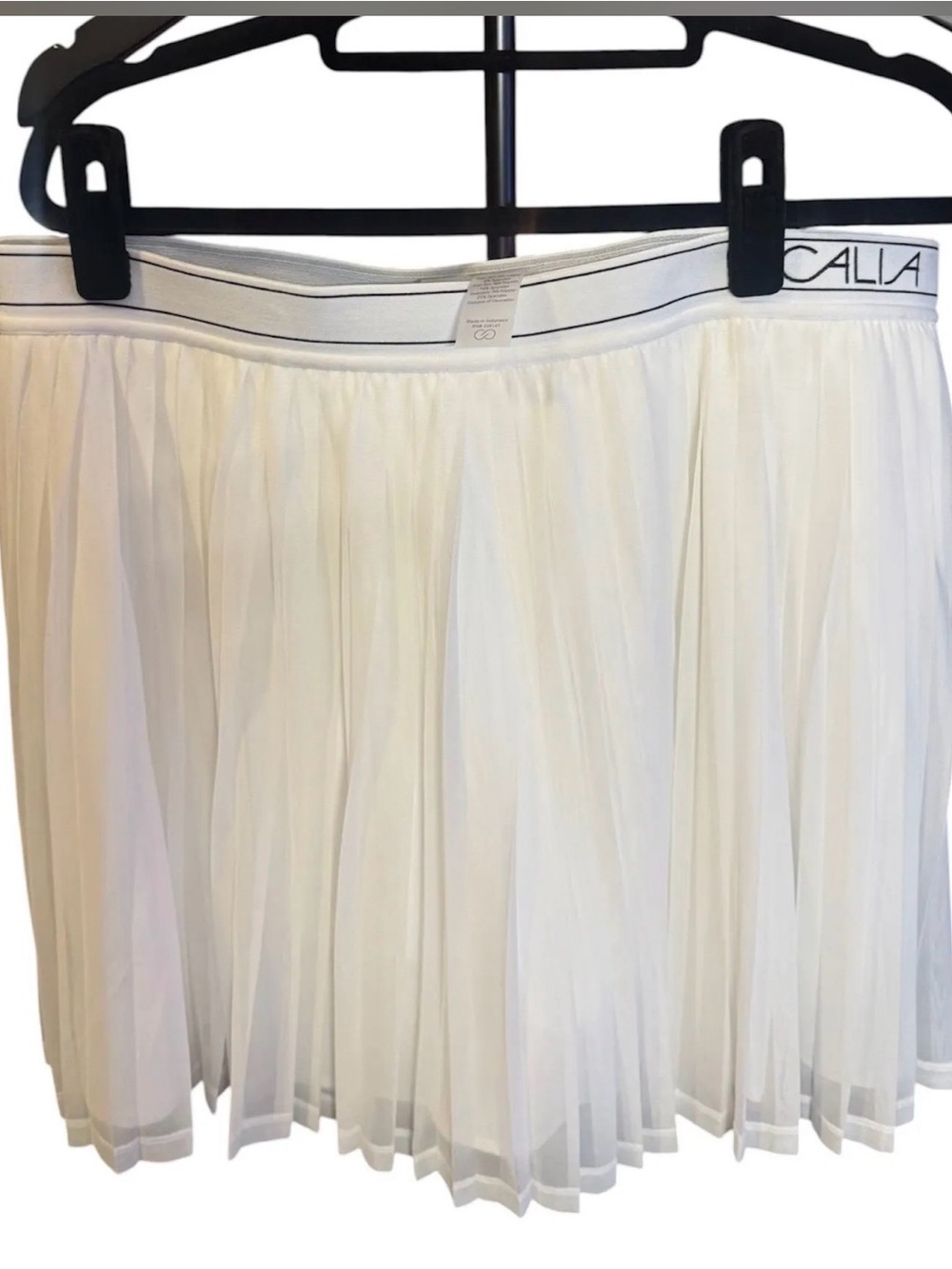 85. CALIA by Carrie Underwood White Pleated Mini Skirt